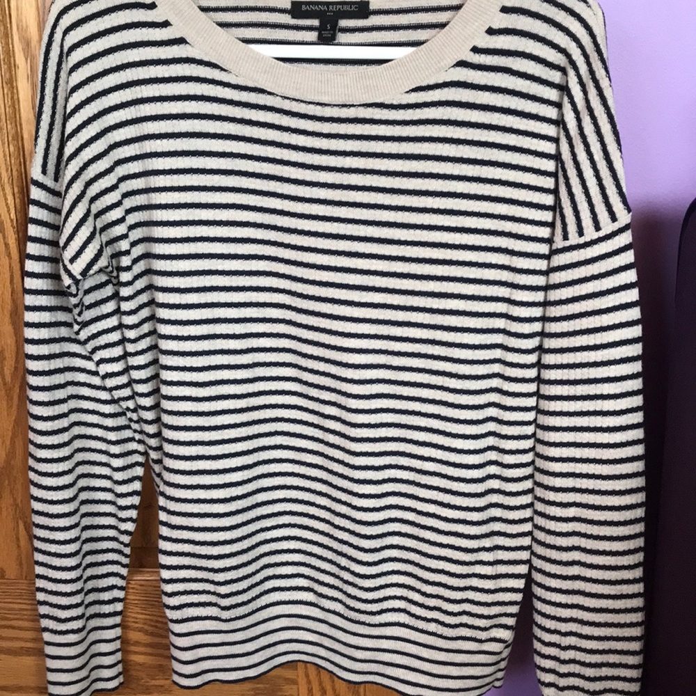 Light Banana Republic Striped Sweater